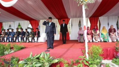 Upacara Bendera Peringatan Hari Nusantara, Hari Bela Negara ke-76, dilapangan Pemkab Jombang Senin (23/12/2024)