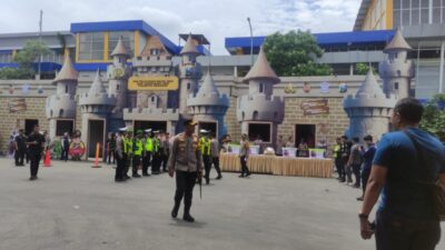 Pos pelayanan Natal dan tahun baru yang berada di Terminal Purbaya Bungurasih Kecamatan Waru Sidoarjo