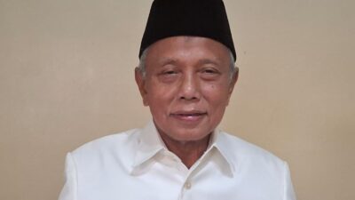 KH. Musta'in Hasan, Pengasuh pondok pesantren Darul Ulum Kepuhdoko, Tembelang Jombang