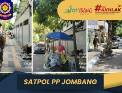 Satpol PP Jombang Laksanakan Sterilisasi PKL di Kawasan Alun-Alun Jombang