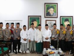 Kapolres Jombang Sowan Kiai Pondok Pesantren Tebuireng