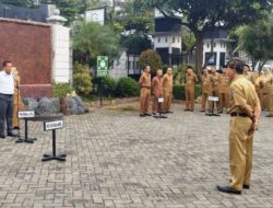 Agus Purnomo, Sekdakab Jombang Pimpin Apel di Kantor Disdikbud Jombang