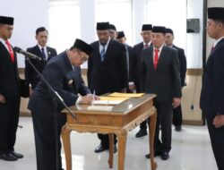 15 Pejabat Fungsional Dilantik, Bupati Warsubi Ajak Fokus Pengabdian Untuk Jombang Maju