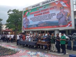 Jelang Ramadan 1447 H, Polres Jombang Musnahkan 12.310 Botol Miras Hasil Razia, Tegaskan Komitmen Jaga Kondusivitas Kota Santri