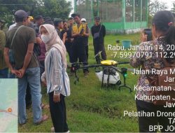 Pelatihan Pengoperasian Drone Pertanian bagi 13 Brigade Pangan Digelar di BPP Jogoroto