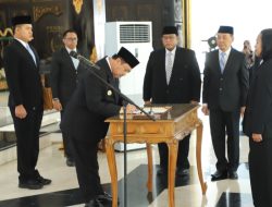 Bupati Warsubi Lantik 81 Pejabat Baru Pemkab Jombang, Berikut Daftar Lengkapnya