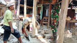 TMMD Ke-130 Kodim Jombang Bedah Rumah Ibu Hayati, Wujud Kepedulian TNI Kepada Rakyat